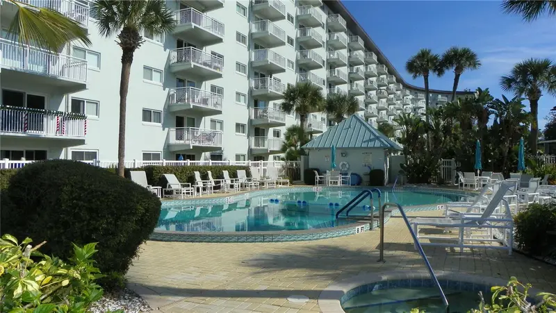 100 Silver Beach Ave #214, FL