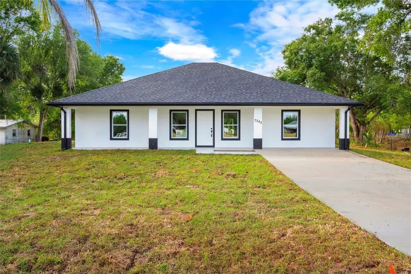 7542 Nw 83rd Ct, FL