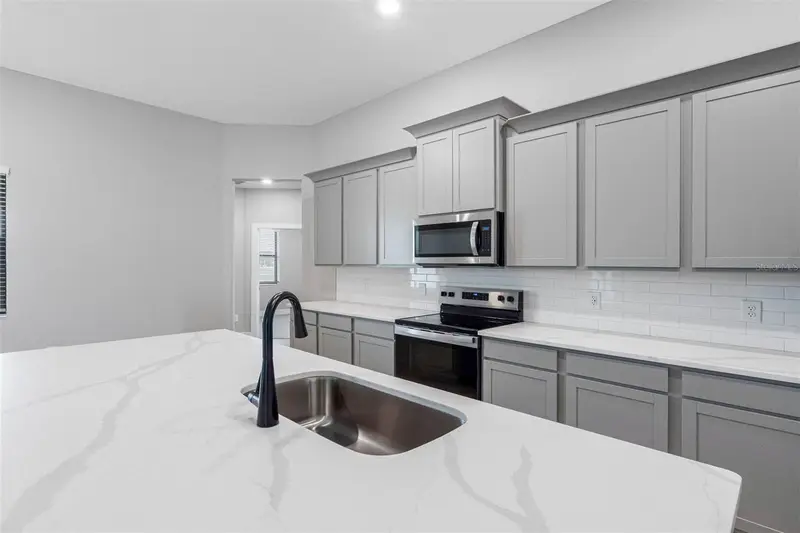 13439 Walden Sheffield Rd, FL