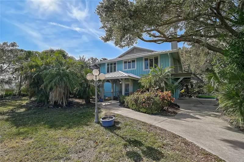 678 Faith Ave, FL