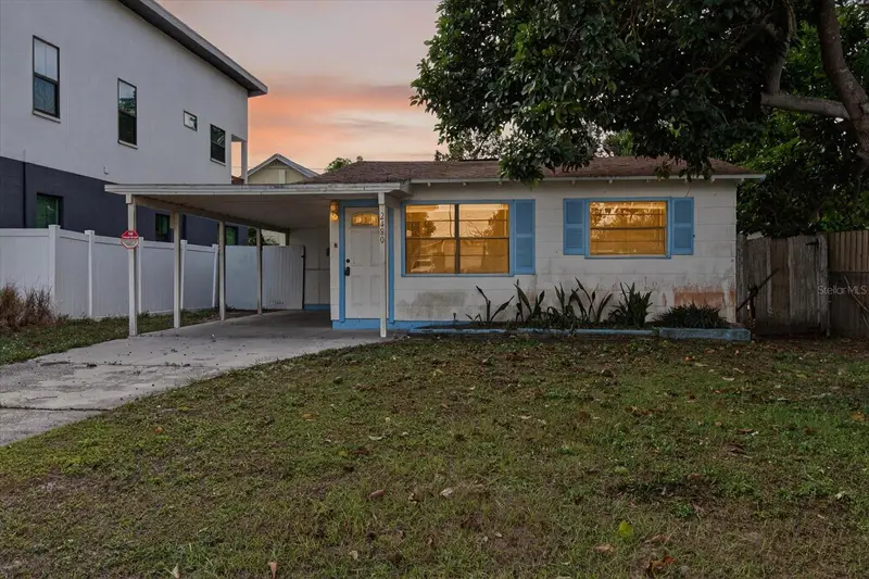 2480 18th Ave N, FL