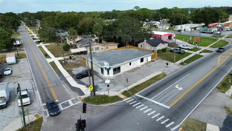 2595 Avenue G Nw, FL