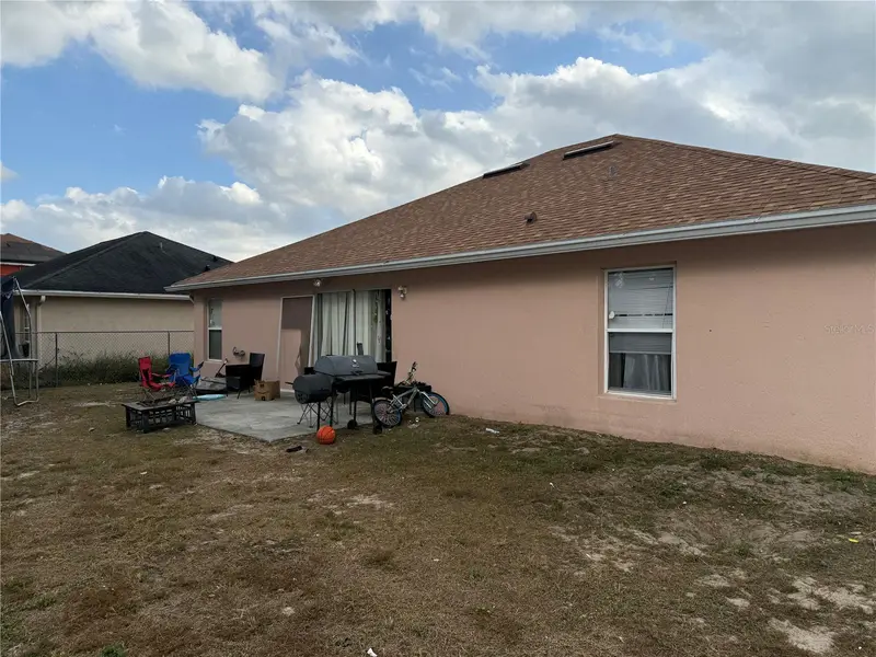 1158 Saint Tropez Ct, FL