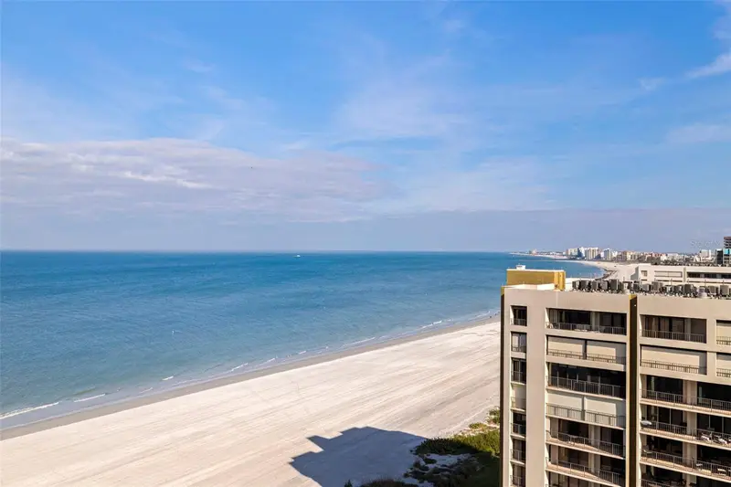 1520 Gulf Blvd #1506, FL