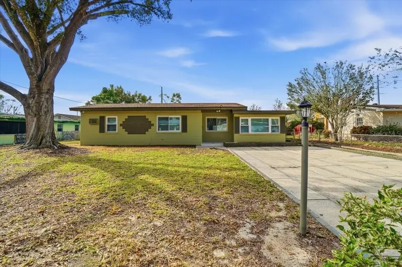 3022 Hickory St Nw, FL