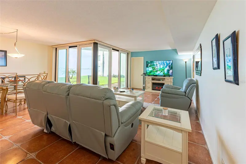 5541 Puerta Del Sol Blvd S #116, FL