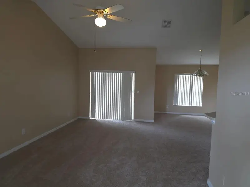 734 S Grand Hwy, FL