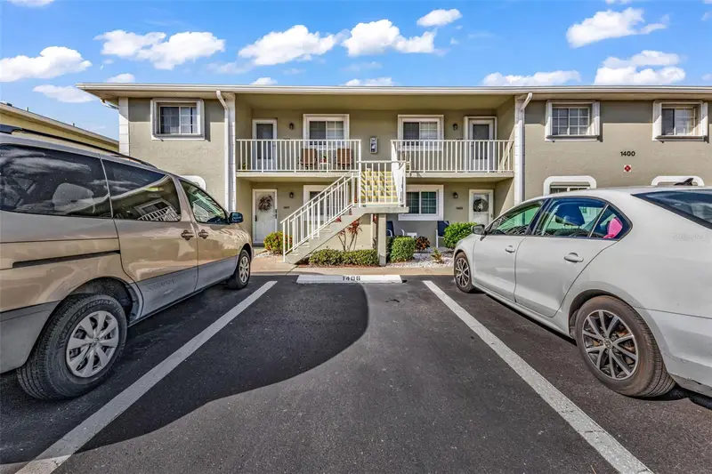 3310 Loveland Blvd #1406, FL