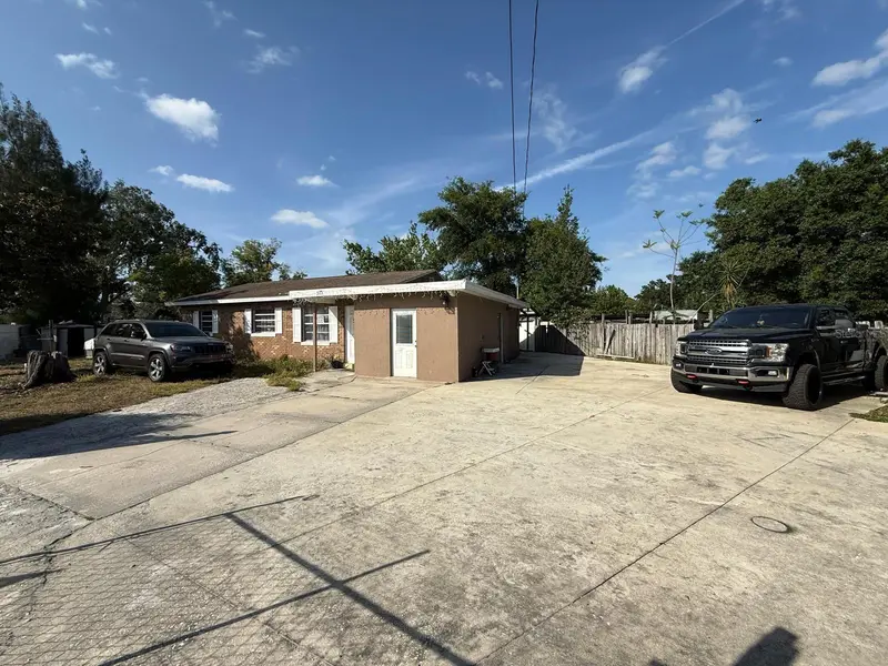 311 Congress Ave, FL
