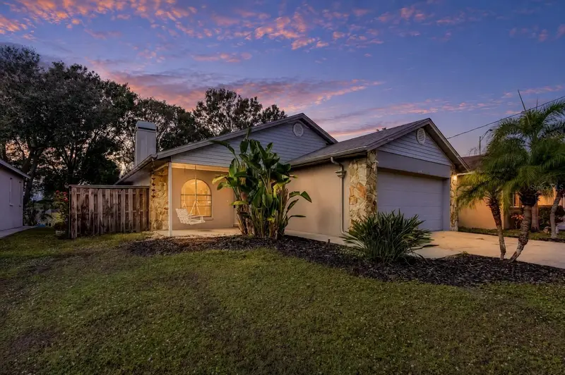 Oldsmar listing