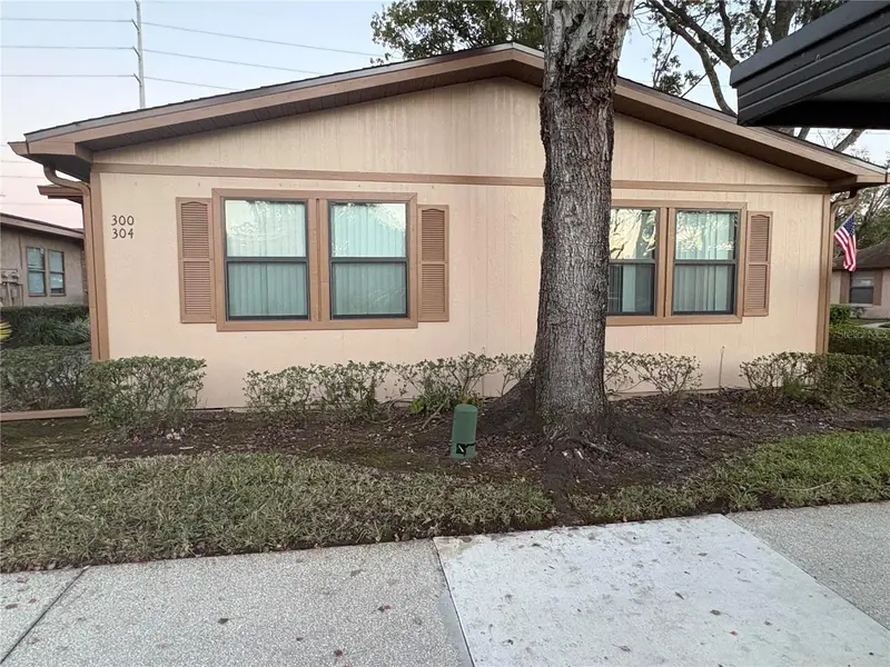 304 Eron Way #2, FL
