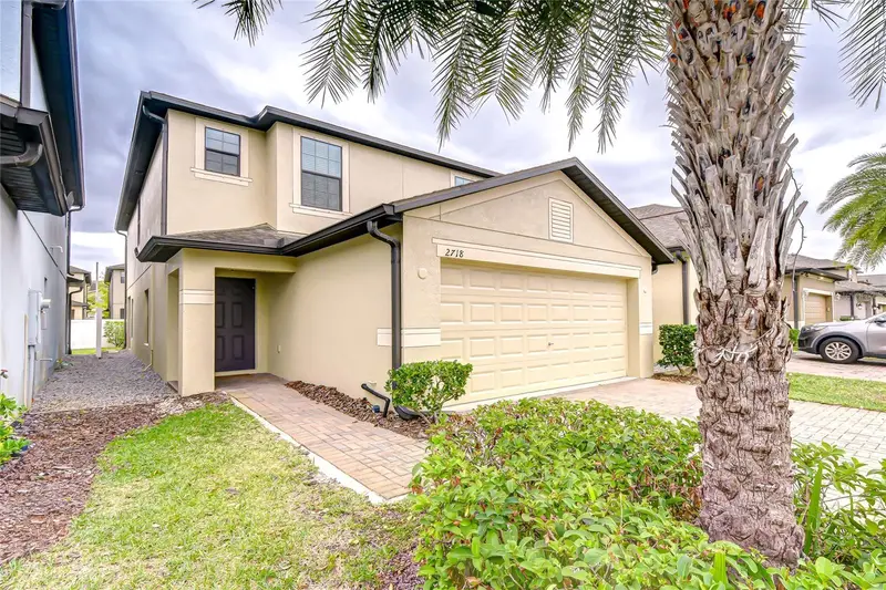2718 Garden Falls Dr, FL