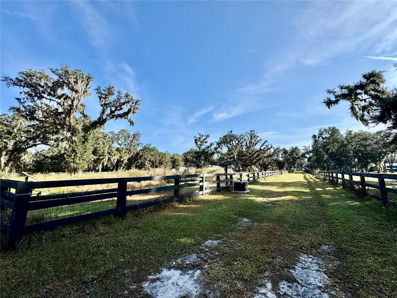 2909 N Wilder Rd, FL
