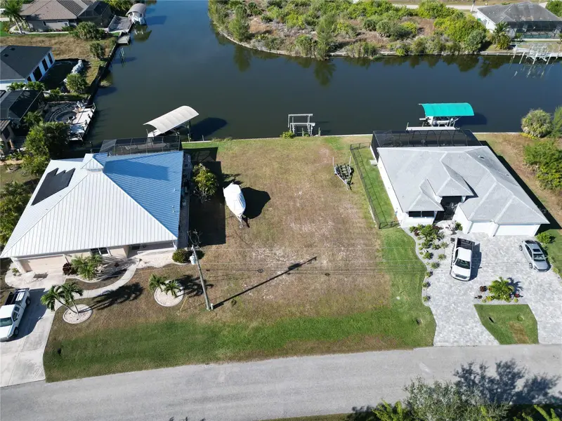 8050 Arlewood Cir, FL