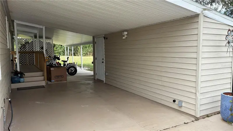 90 Whipporwill Ct, FL