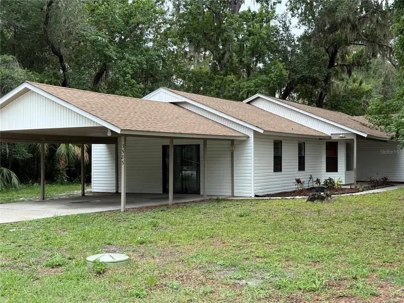 3585 N Hiawatha Ter, FL