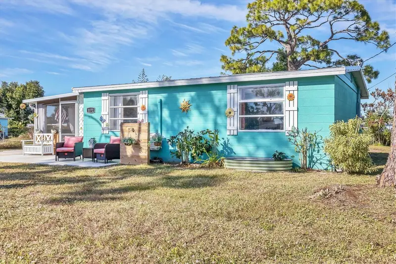 1172 Edgemere Pl, FL
