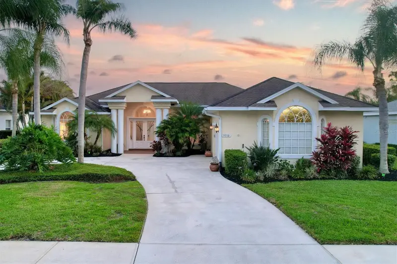 9910 Laurel Valley Avenue Cir, FL