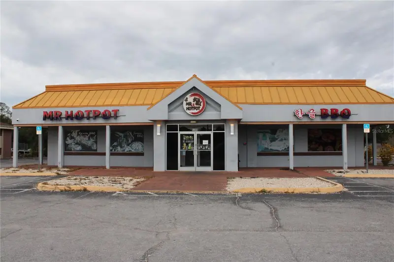 Commercial Way, FL