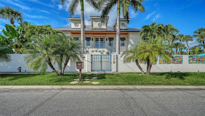 345 Madison Dr, FL
