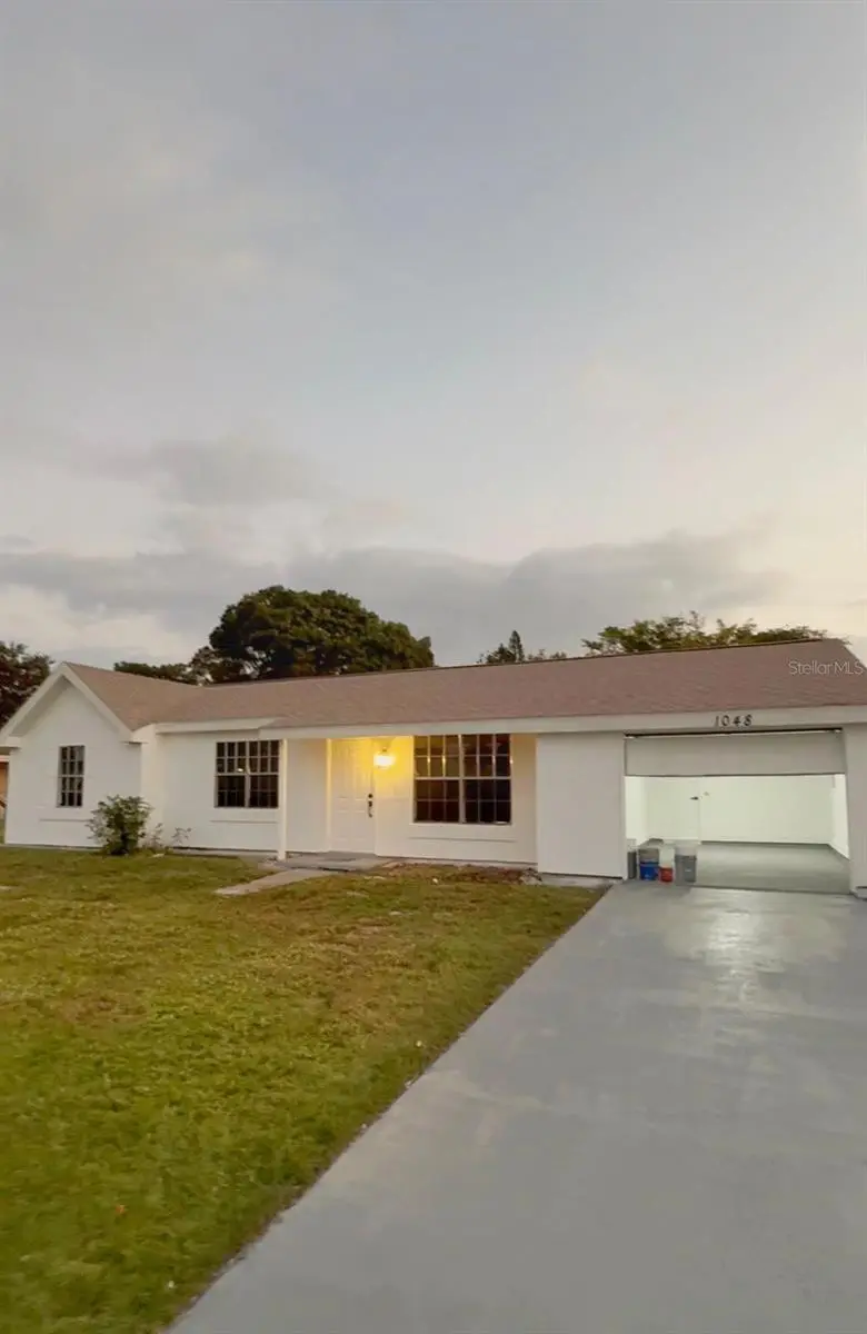 1048 Newbern St Ne, FL