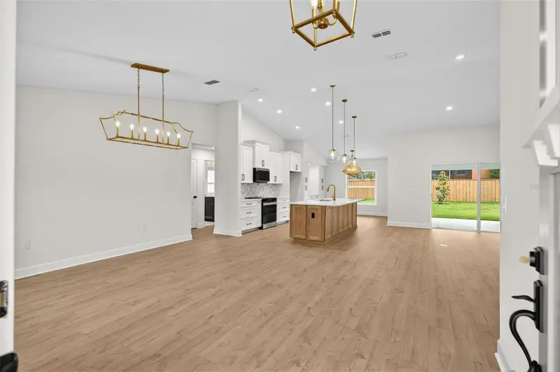 22 Eric Dr, FL
