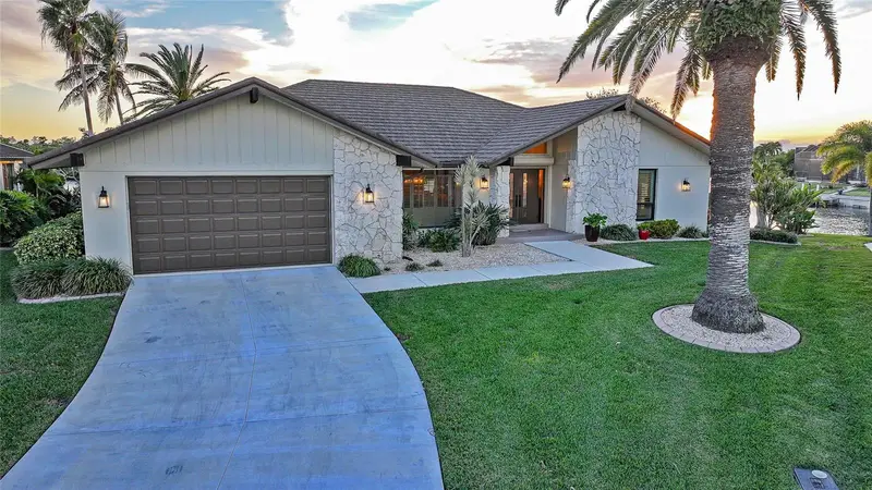 1339 Casey Key Dr, FL