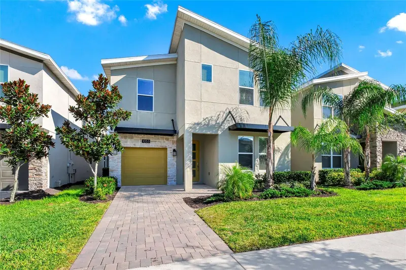 1053 Leader St, FL