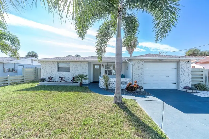 7312 Mako Dr, FL