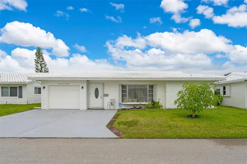 7500 Nw 66th Ter, FL