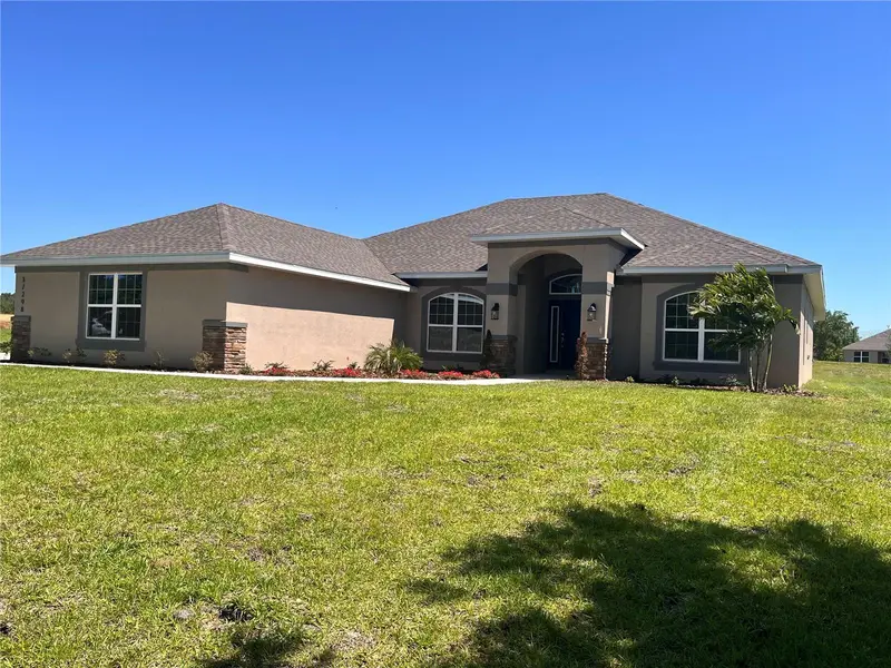 37298 Hidden View Cir, FL