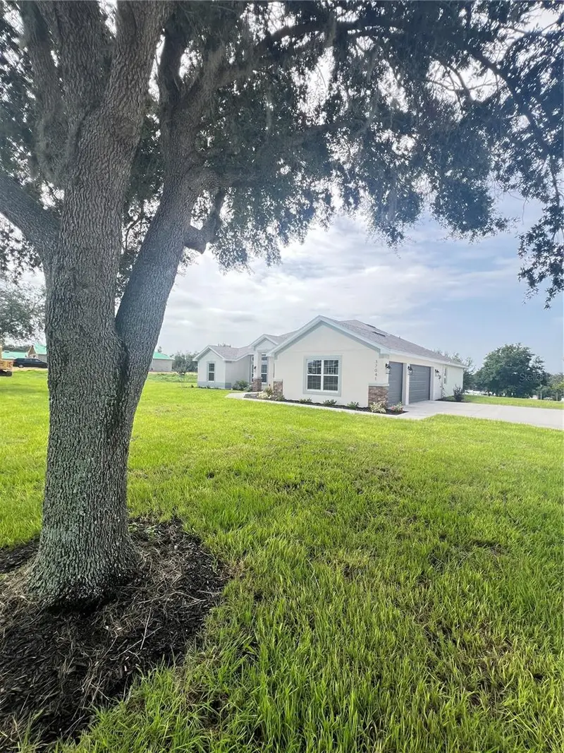 37041 Hidden View Circle, FL