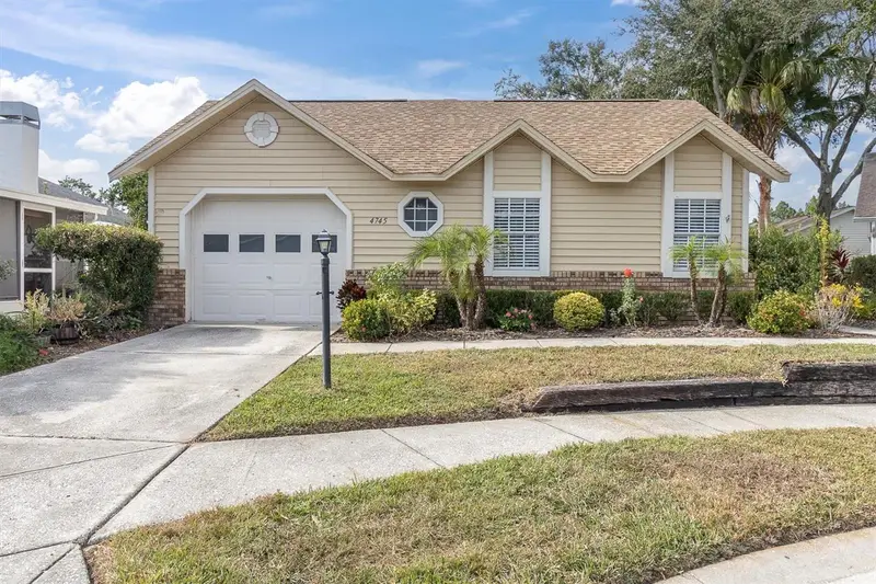 4745 Vicksburg Ct, FL