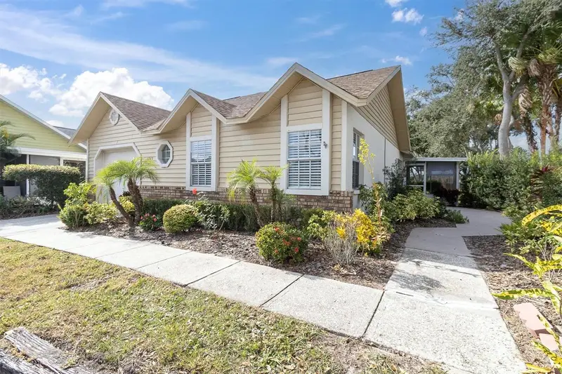 4745 Vicksburg Ct, FL