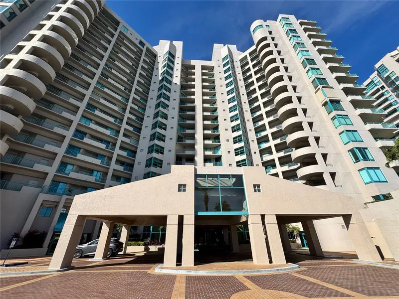 1560 Gulf Blvd #804, FL