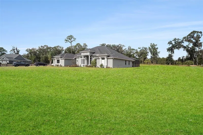 7403 Ne 22nd Court Rd, FL