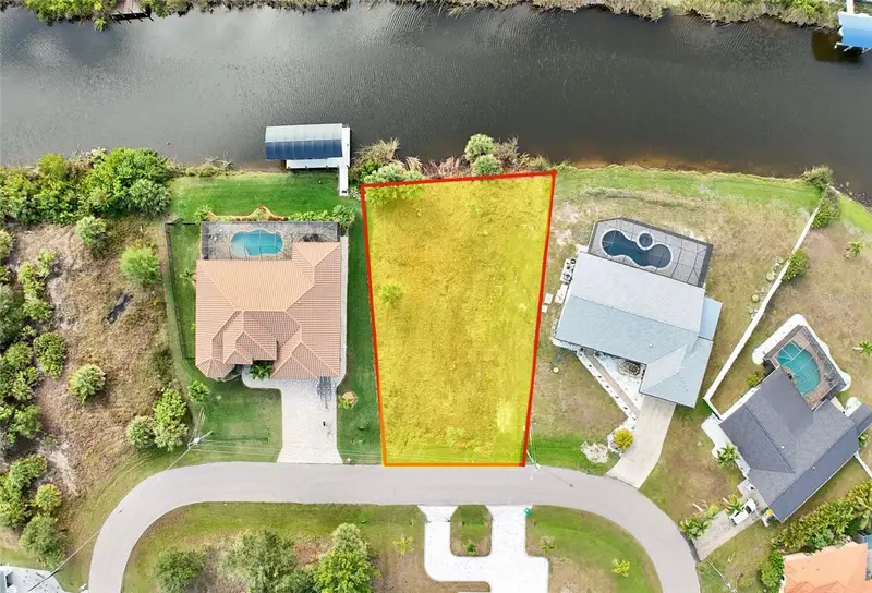 9580 President Cir, FL