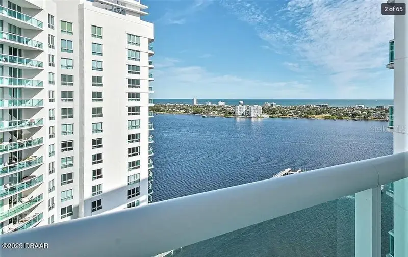 231 Riverside Dr #2206, FL