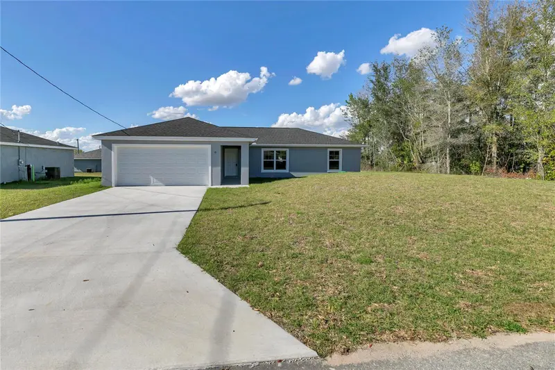 61 Larch Run, FL