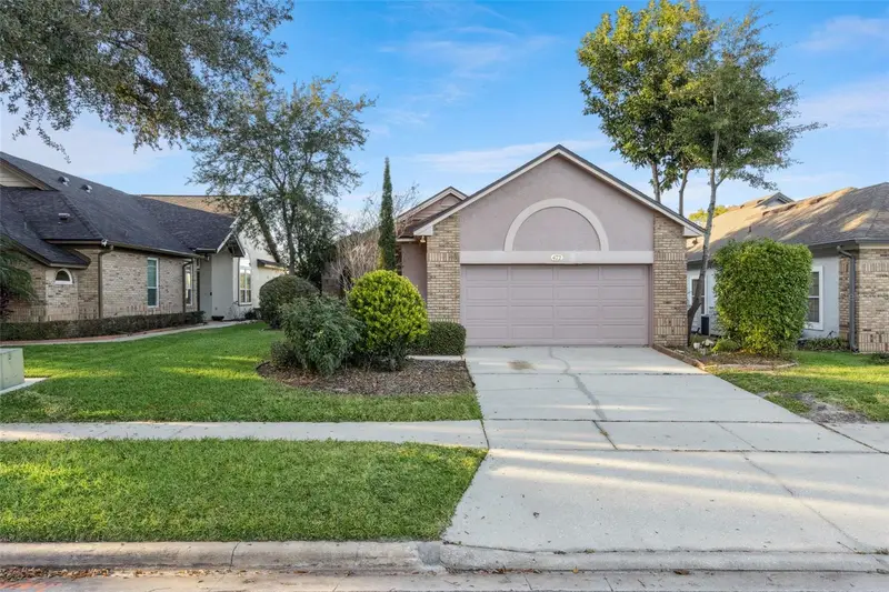 472 Arrowmount Pl, FL