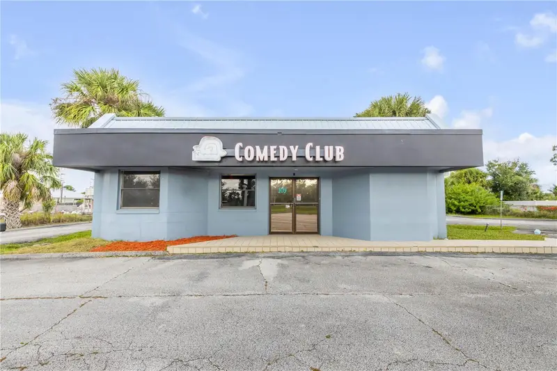 109 N Causeway, FL