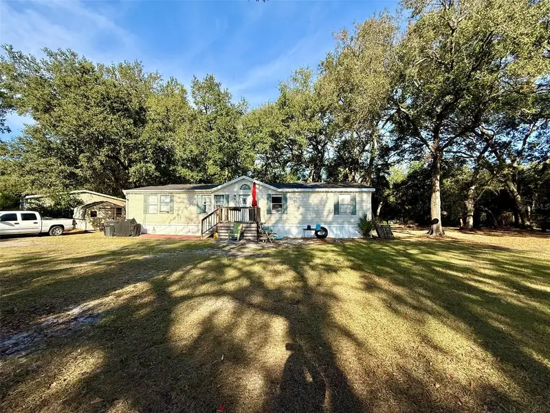 302 Donald Ln, FL