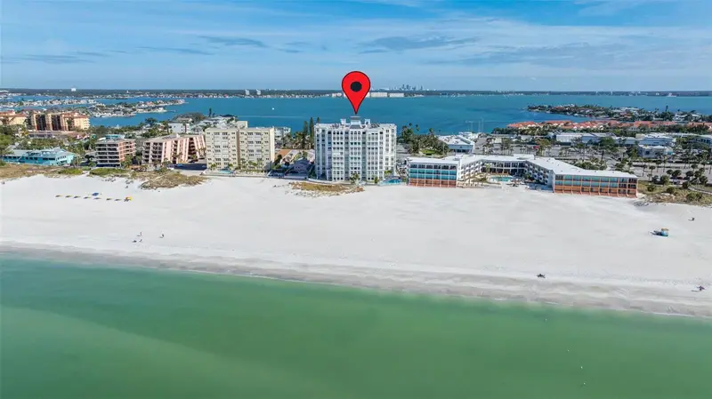4950 Gulf Blvd #207, FL