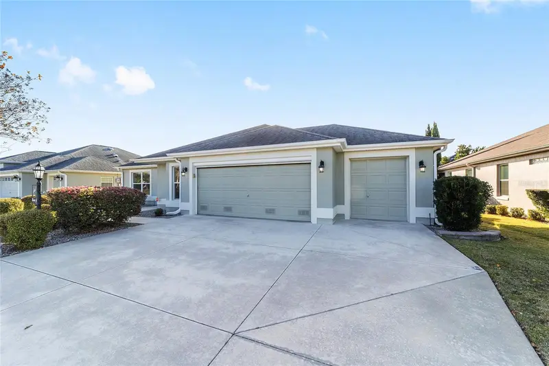 926 Long Leaf Ln, FL