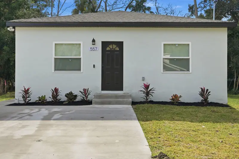 557 Live Oak Ave, FL