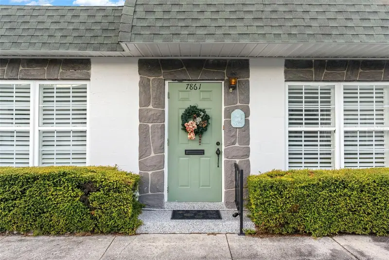 7861 38th Ter N, FL
