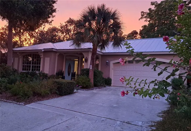 2377 Burton Ln, FL