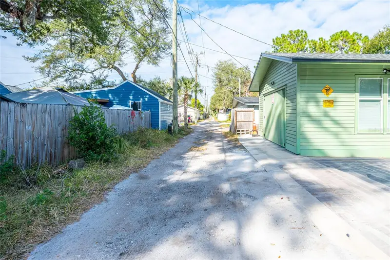 1010 Elm Ave, FL