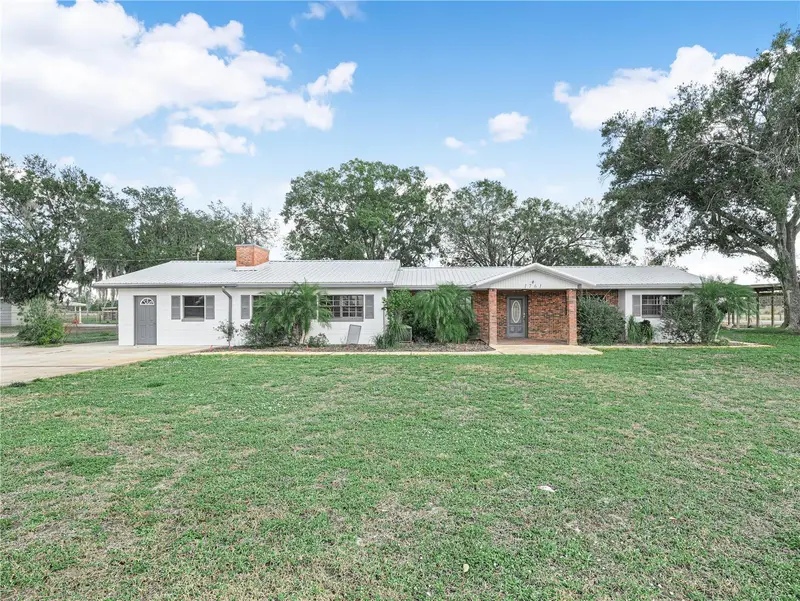 1761 Hwy 630 W, FL