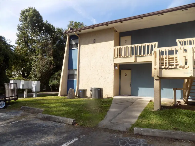 2811 Sw Archer Rd #X 201, FL